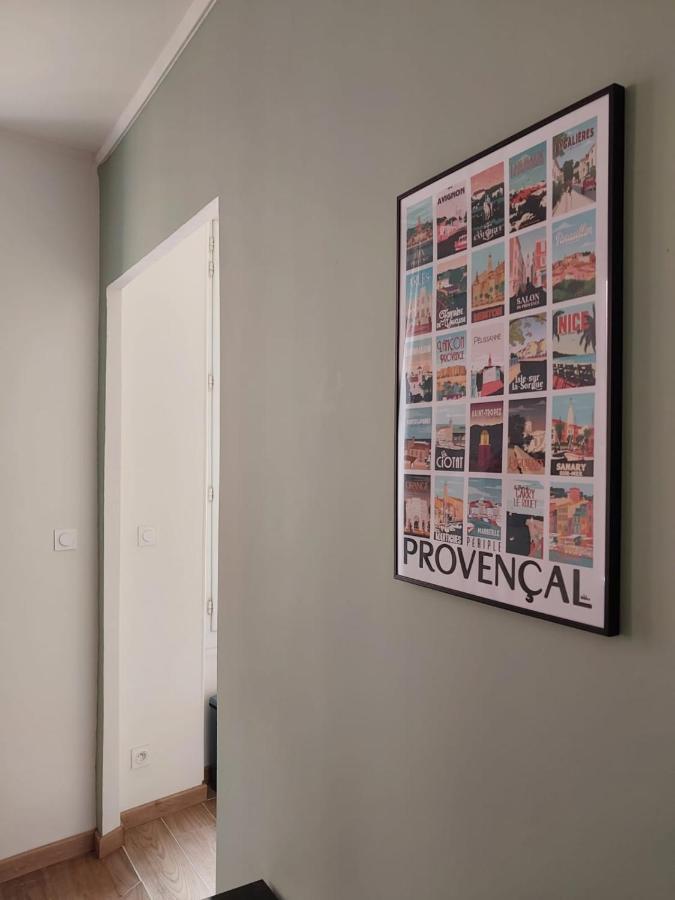 Le Mistralet Apartamento Salon-de-Provence Exterior foto